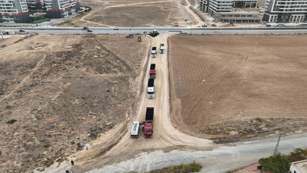 Konya’nın en büyük mahallesinde ulaşım konforu arttı 1